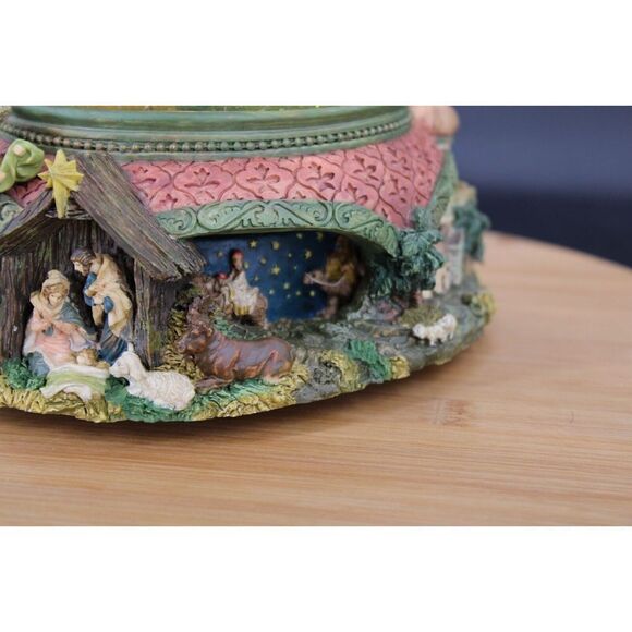 Grandeur Noel Illuminated Musical Water Globe With Revolving Base Collectors Ed - Picture 5 of 16